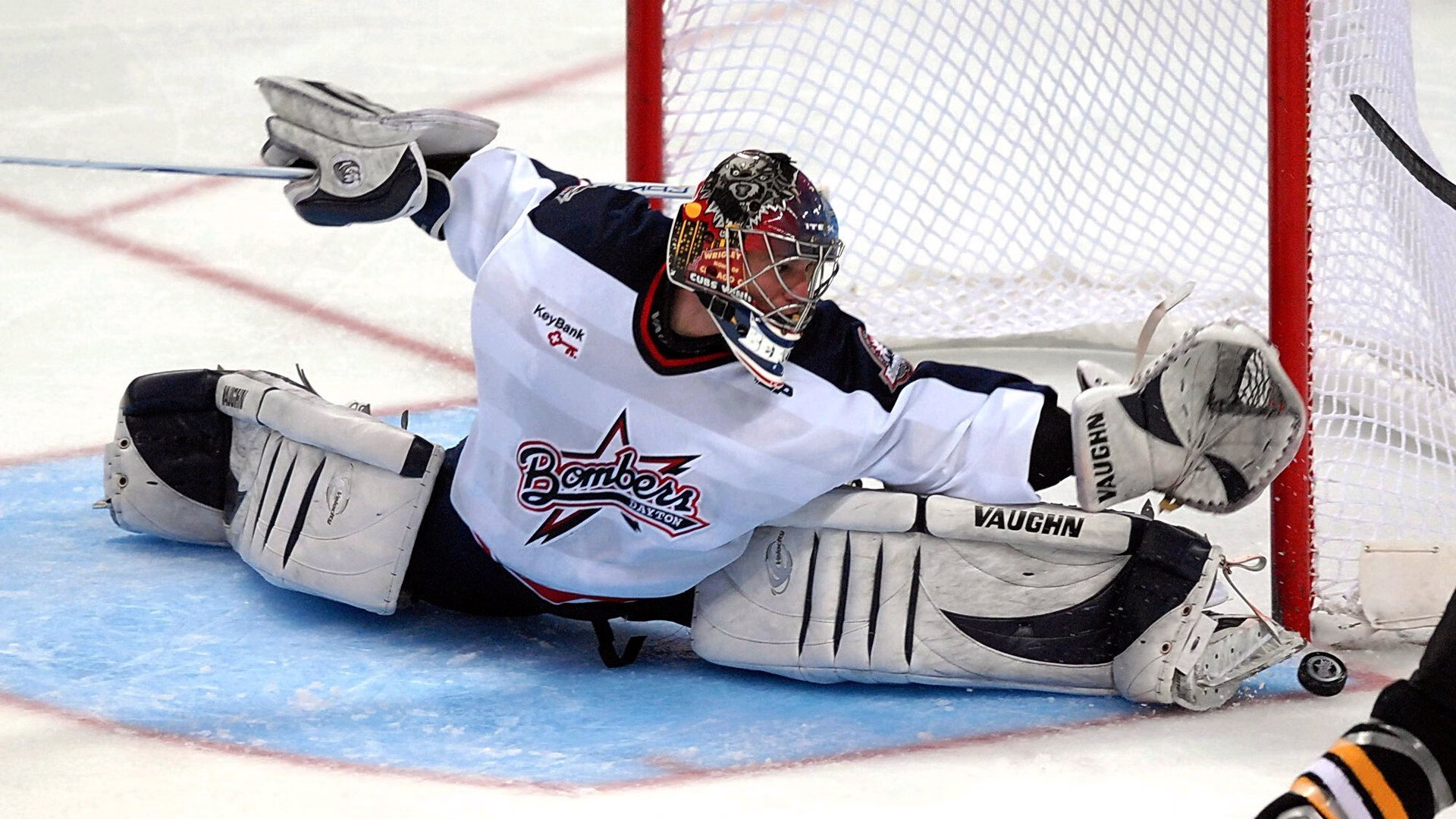 世界杯第2比赛日：阿根廷3比0完胜亚洲代表 梅西轻松两传一射